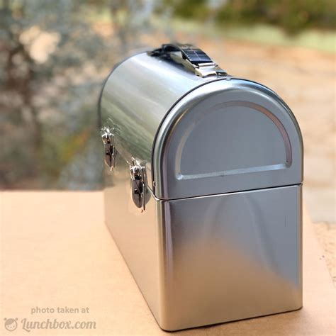 Domed Metal Lunchbox 